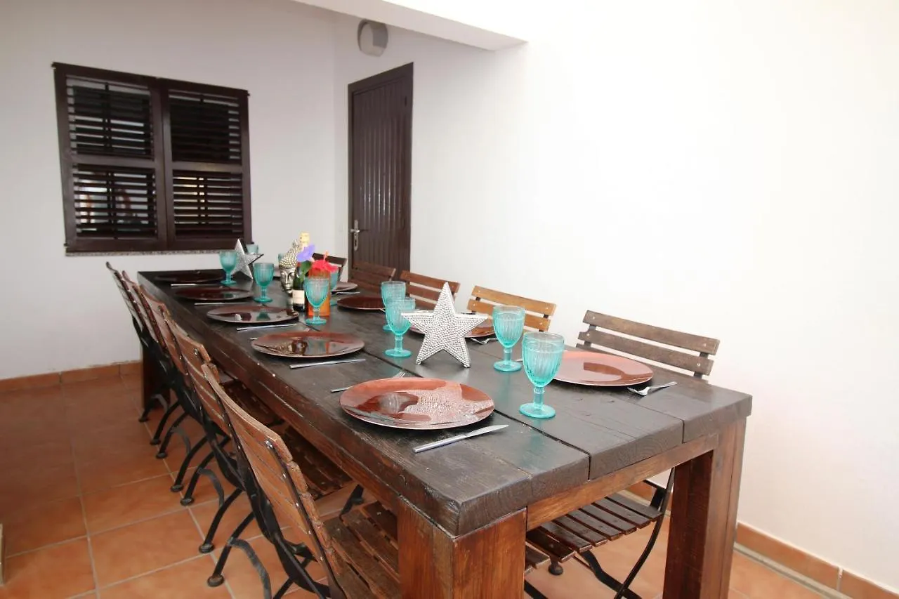Villa Beso San Antonio